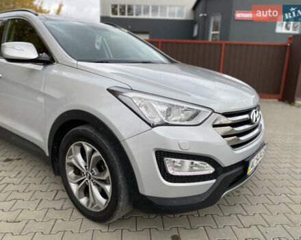 Серый Хендай Санта Фе, объемом двигателя 2.36 л и пробегом 219 тыс. км за 13800 $, фото 8 на Automoto.ua