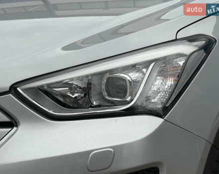 Серый Хендай Санта Фе, объемом двигателя 2.2 л и пробегом 185 тыс. км за 17999 $, фото 16 на Automoto.ua