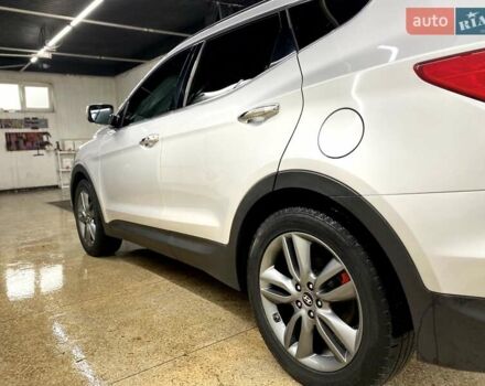 Серый Хендай Санта Фе, объемом двигателя 2 л и пробегом 130 тыс. км за 14700 $, фото 25 на Automoto.ua