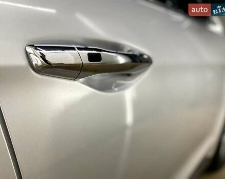 Серый Хендай Санта Фе, объемом двигателя 2 л и пробегом 130 тыс. км за 14700 $, фото 58 на Automoto.ua