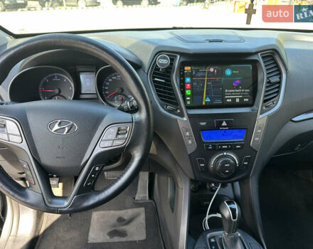 Серый Хендай Санта Фе, объемом двигателя 2.2 л и пробегом 190 тыс. км за 19500 $, фото 14 на Automoto.ua