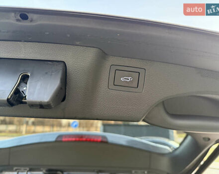 Серый Хендай Санта Фе, объемом двигателя 2.2 л и пробегом 188 тыс. км за 17899 $, фото 9 на Automoto.ua