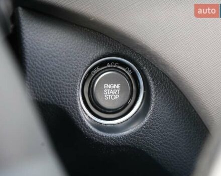 Серый Хендай Санта Фе, объемом двигателя 2.36 л и пробегом 144 тыс. км за 15600 $, фото 15 на Automoto.ua