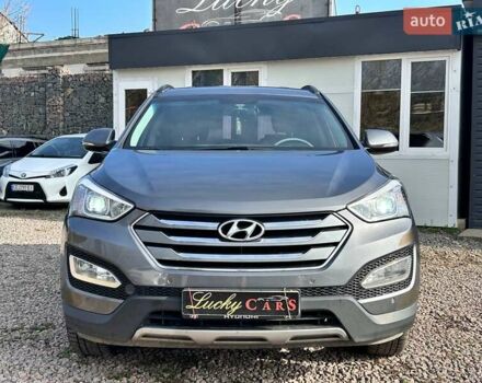 Серый Хендай Санта Фе, объемом двигателя 2 л и пробегом 129 тыс. км за 19000 $, фото 1 на Automoto.ua