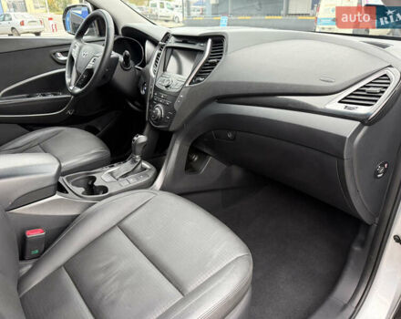 Серый Хендай Санта Фе, объемом двигателя 2.2 л и пробегом 185 тыс. км за 18350 $, фото 43 на Automoto.ua