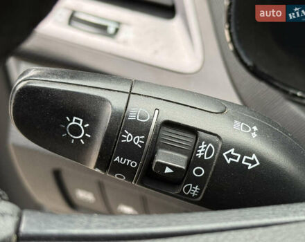 Серый Хендай Санта Фе, объемом двигателя 2.2 л и пробегом 185 тыс. км за 18550 $, фото 63 на Automoto.ua