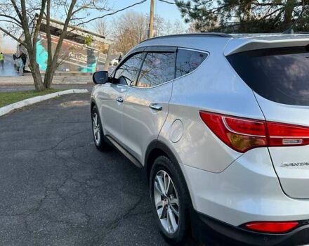 Серый Хендай Санта Фе, объемом двигателя 2 л и пробегом 247 тыс. км за 15500 $, фото 8 на Automoto.ua