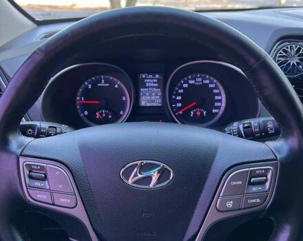 Серый Хендай Санта Фе, объемом двигателя 2 л и пробегом 247 тыс. км за 15500 $, фото 1 на Automoto.ua