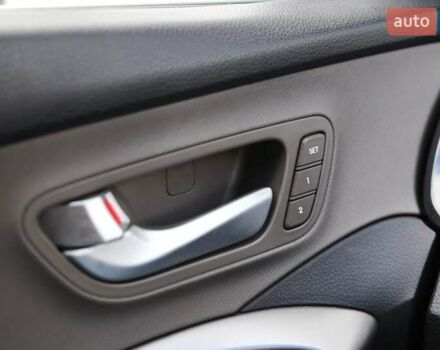 Серый Хендай Санта Фе, объемом двигателя 2.36 л и пробегом 144 тыс. км за 15600 $, фото 22 на Automoto.ua