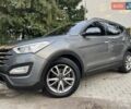 Сірий Хендай Санта Фе, об'ємом двигуна 2 л та пробігом 186 тис. км за 17499 $, фото 1 на Automoto.ua