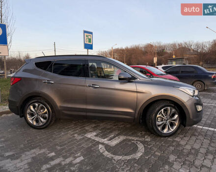 Серый Хендай Санта Фе, объемом двигателя 2.2 л и пробегом 188 тыс. км за 17899 $, фото 3 на Automoto.ua