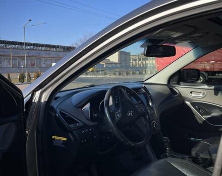 Серый Хендай Санта Фе, объемом двигателя 2.36 л и пробегом 299 тыс. км за 14500 $, фото 15 на Automoto.ua