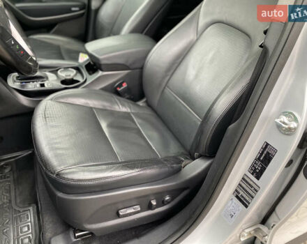 Серый Хендай Санта Фе, объемом двигателя 2.36 л и пробегом 219 тыс. км за 13800 $, фото 10 на Automoto.ua