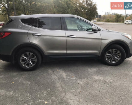 Серый Хендай Санта Фе, объемом двигателя 2.36 л и пробегом 165 тыс. км за 16000 $, фото 2 на Automoto.ua