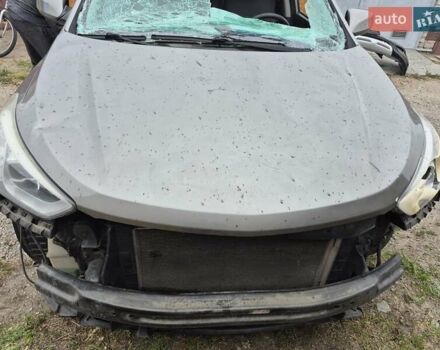 Сірий Хендай Санта Фе, об'ємом двигуна 2.36 л та пробігом 190 тис. км за 5500 $, фото 2 на Automoto.ua