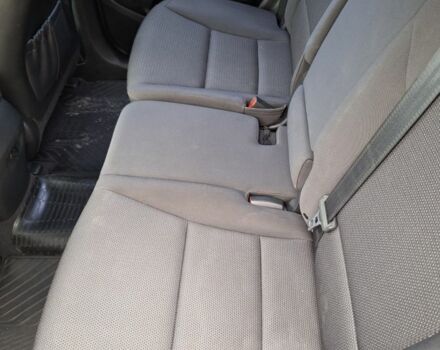 Сірий Хендай Санта Фе, об'ємом двигуна 2.2 л та пробігом 223 тис. км за 17300 $, фото 3 на Automoto.ua