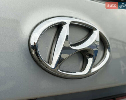 Серый Хендай Санта Фе, объемом двигателя 2.2 л и пробегом 185 тыс. км за 18550 $, фото 27 на Automoto.ua