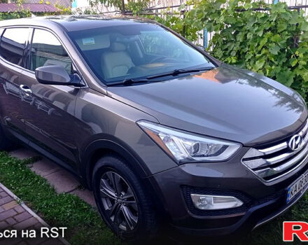 Сірий Хендай Санта Фе, об'ємом двигуна 2.4 л та пробігом 204 тис. км за 13500 $, фото 6 на Automoto.ua