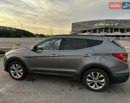Серый Хендай Санта Фе, объемом двигателя 2.2 л и пробегом 133 тыс. км за 17400 $, фото 16 на Automoto.ua