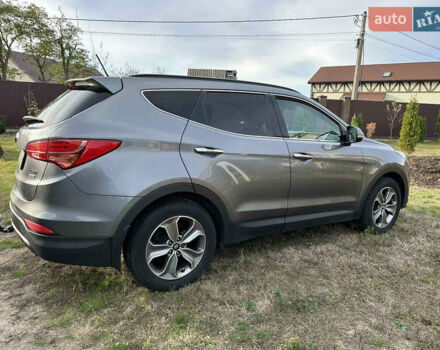 Серый Хендай Санта Фе, объемом двигателя 2.2 л и пробегом 201 тыс. км за 15200 $, фото 3 на Automoto.ua