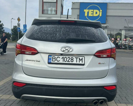 Серый Хендай Санта Фе, объемом двигателя 2 л и пробегом 93 тыс. км за 17204 $, фото 4 на Automoto.ua