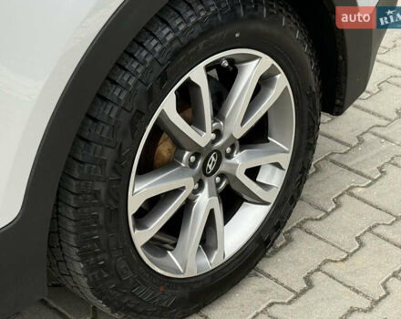 Серый Хендай Санта Фе, объемом двигателя 2.2 л и пробегом 185 тыс. км за 17999 $, фото 19 на Automoto.ua