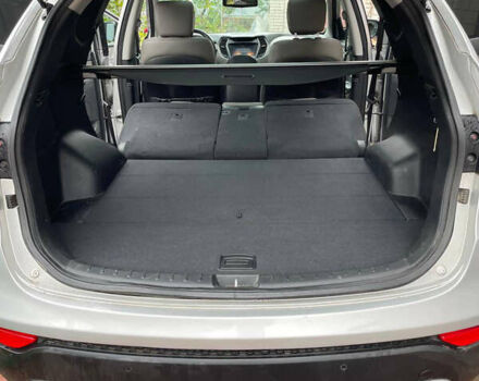 Серый Хендай Санта Фе, объемом двигателя 2.36 л и пробегом 113 тыс. км за 17000 $, фото 10 на Automoto.ua