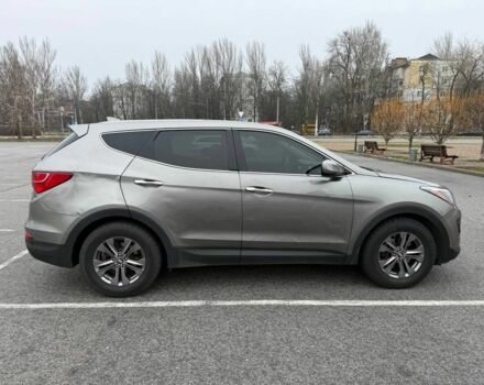 Серый Хендай Санта Фе, объемом двигателя 2.4 л и пробегом 168 тыс. км за 8500 $, фото 2 на Automoto.ua
