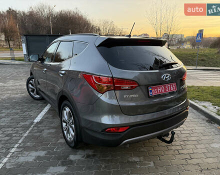 Серый Хендай Санта Фе, объемом двигателя 2.2 л и пробегом 188 тыс. км за 17899 $, фото 6 на Automoto.ua