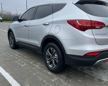 Серый Хендай Санта Фе, объемом двигателя 2.36 л и пробегом 183 тыс. км за 13800 $, фото 29 на Automoto.ua