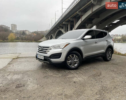 Серый Хендай Санта Фе, объемом двигателя 2.36 л и пробегом 183 тыс. км за 13800 $, фото 14 на Automoto.ua