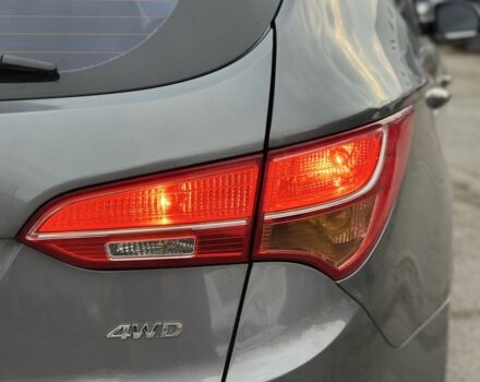 Серый Хендай Санта Фе, объемом двигателя 2.4 л и пробегом 147 тыс. км за 17399 $, фото 22 на Automoto.ua