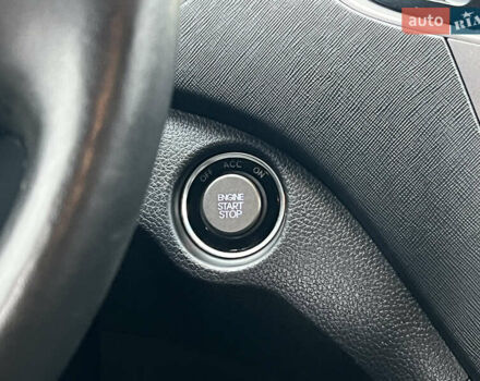 Серый Хендай Санта Фе, объемом двигателя 2 л и пробегом 194 тыс. км за 17900 $, фото 34 на Automoto.ua