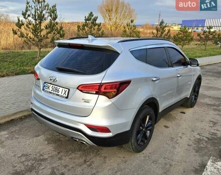 Сірий Хендай Санта Фе, об'ємом двигуна 2 л та пробігом 164 тис. км за 18800 $, фото 2 на Automoto.ua