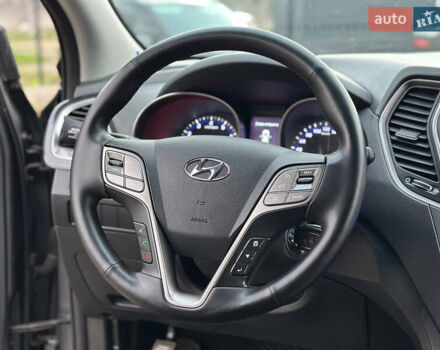 Сірий Хендай Санта Фе, об'ємом двигуна 2.4 л та пробігом 147 тис. км за 17400 $, фото 30 на Automoto.ua