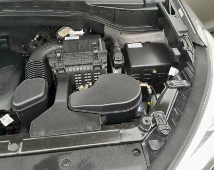 Серый Хендай Санта Фе, объемом двигателя 2.36 л и пробегом 285 тыс. км за 12700 $, фото 22 на Automoto.ua