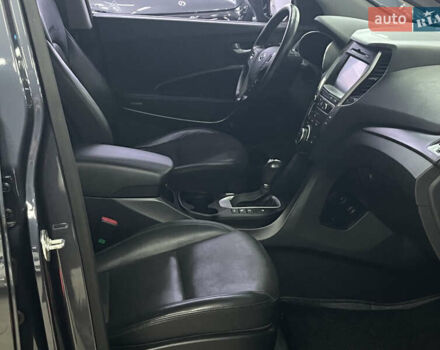 Сірий Хендай Санта Фе, об'ємом двигуна 2.2 л та пробігом 130 тис. км за 18300 $, фото 22 на Automoto.ua