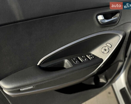 Сірий Хендай Санта Фе, об'ємом двигуна 2.2 л та пробігом 150 тис. км за 17800 $, фото 55 на Automoto.ua