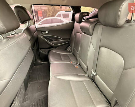 Серый Хендай Санта Фе, объемом двигателя 2 л и пробегом 126 тыс. км за 19000 $, фото 19 на Automoto.ua