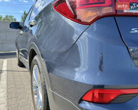 Серый Хендай Санта Фе, объемом двигателя 1.99 л и пробегом 115 тыс. км за 18800 $, фото 13 на Automoto.ua