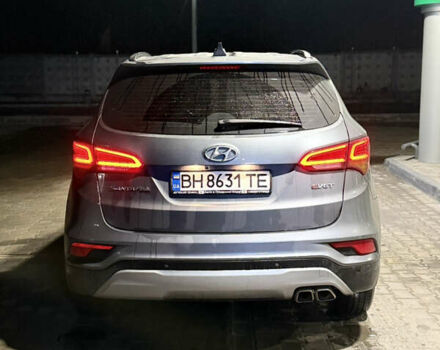 Серый Хендай Санта Фе, объемом двигателя 2 л и пробегом 207 тыс. км за 18500 $, фото 8 на Automoto.ua