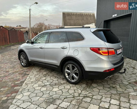 Серый Хендай Санта Фе, объемом двигателя 2.2 л и пробегом 162 тыс. км за 20300 $, фото 4 на Automoto.ua