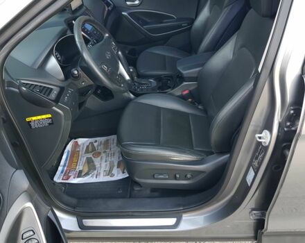 Серый Хендай Санта Фе, объемом двигателя 0 л и пробегом 155 тыс. км за 15500 $, фото 13 на Automoto.ua