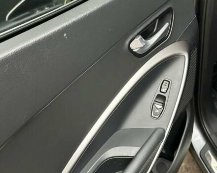 Серый Хендай Санта Фе, объемом двигателя 2.2 л и пробегом 179 тыс. км за 21500 $, фото 21 на Automoto.ua