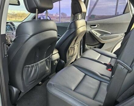 Сірий Хендай Санта Фе, об'ємом двигуна 2 л та пробігом 164 тис. км за 18800 $, фото 22 на Automoto.ua