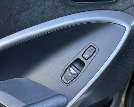 Сірий Хендай Санта Фе, об'ємом двигуна 2 л та пробігом 123 тис. км за 16500 $, фото 32 на Automoto.ua