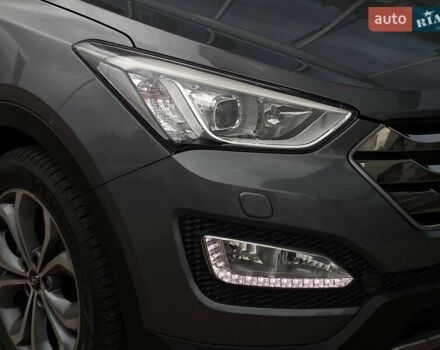 Серый Хендай Санта Фе, объемом двигателя 2.2 л и пробегом 141 тыс. км за 19900 $, фото 28 на Automoto.ua