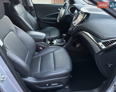 Серый Хендай Санта Фе, объемом двигателя 2.2 л и пробегом 162 тыс. км за 20300 $, фото 29 на Automoto.ua