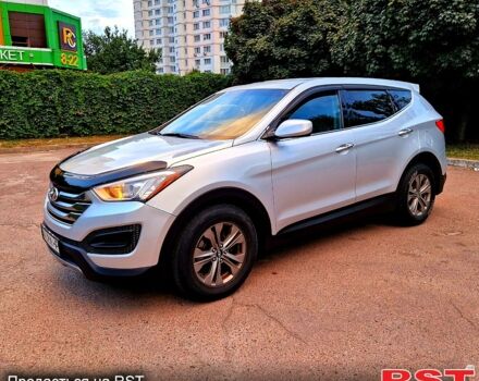 Серый Хендай Санта Фе, объемом двигателя 2.4 л и пробегом 200 тыс. км за 14000 $, фото 4 на Automoto.ua