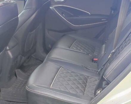 Серый Хендай Санта Фе, объемом двигателя 2.4 л и пробегом 110 тыс. км за 15500 $, фото 2 на Automoto.ua